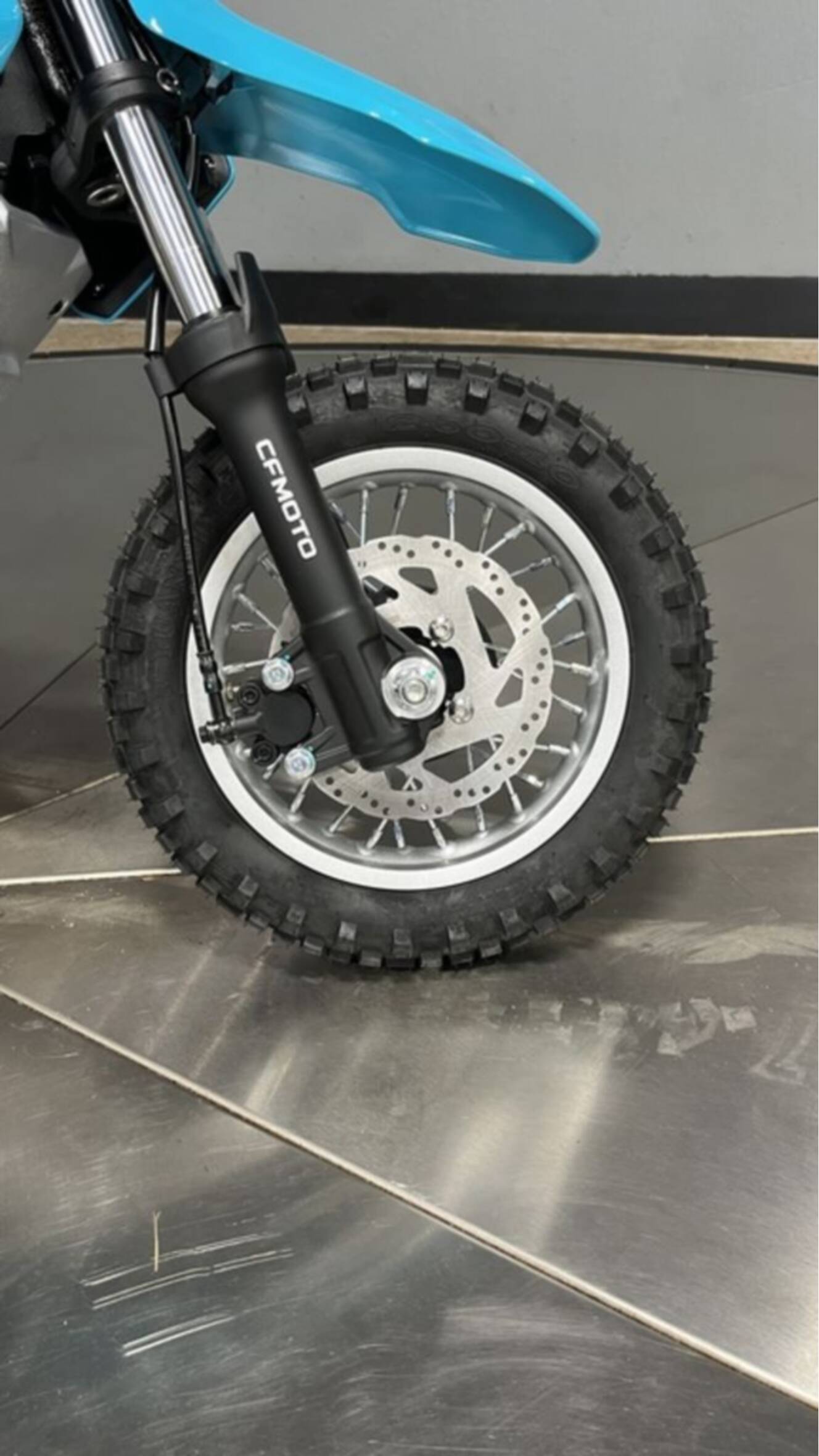 A photo of this 2026 CFMOTO CFX-2E