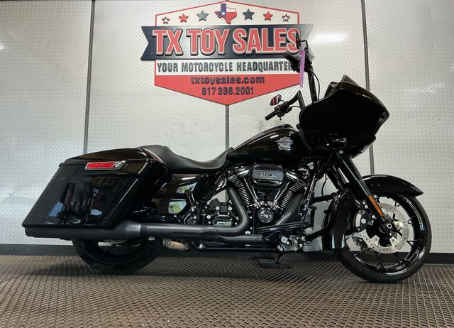 2022 Harley-Davidson Road Glide Special Vivid Black (Black Finish) motorcycle