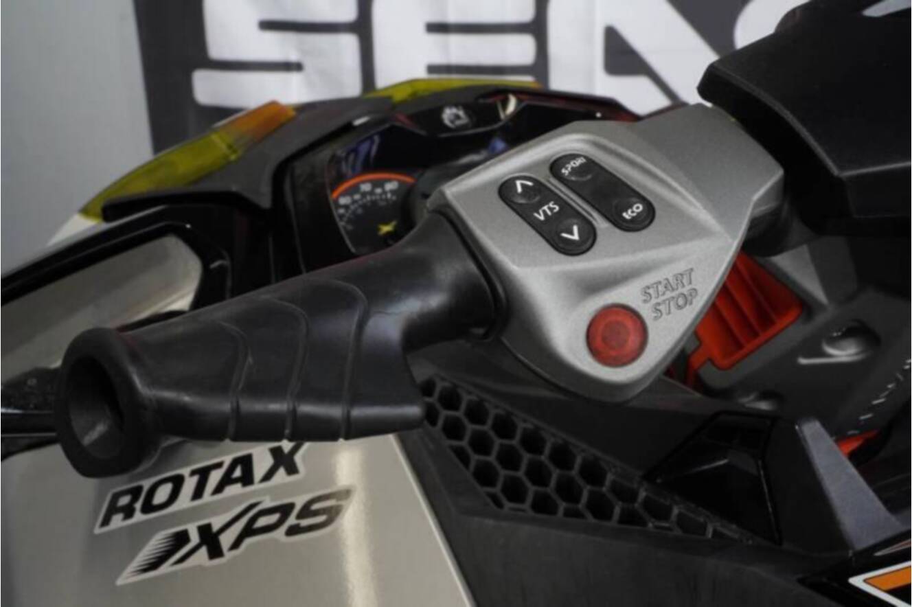 A photo of this 2016 Sea-Doo RXPX 300