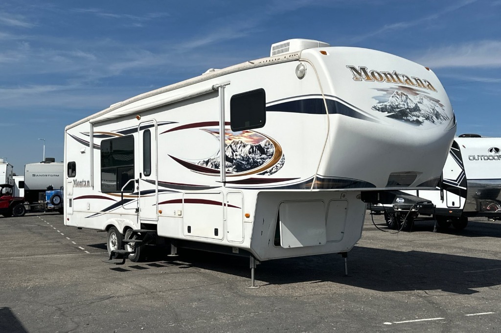 2012 Keystone Rv Montana Big Sky 3000RK in boise ID