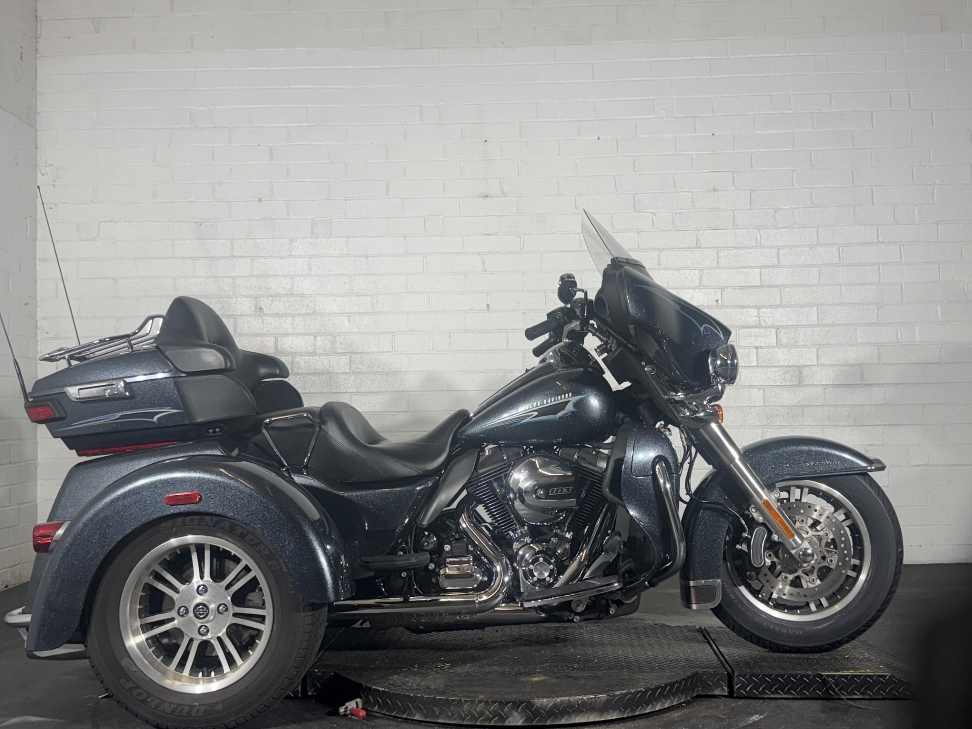 2015 Harley-Davidson Tri Glide® Ultra ULTRA CLASSIC in Winston Salem, NC