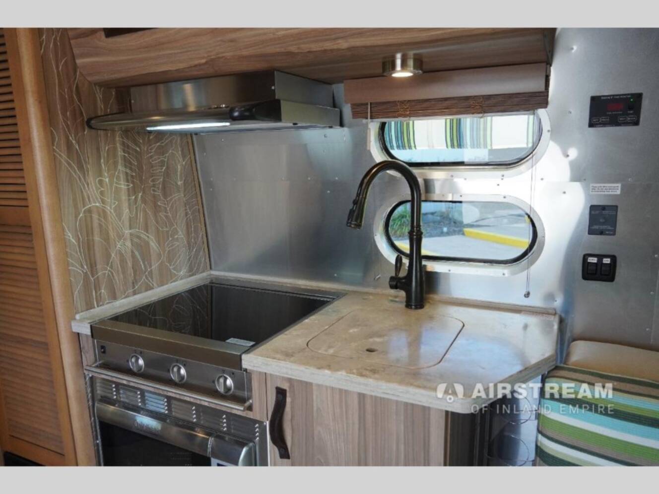 A photo of this 2018 Airstream TOMMY BAHAMA 19CB