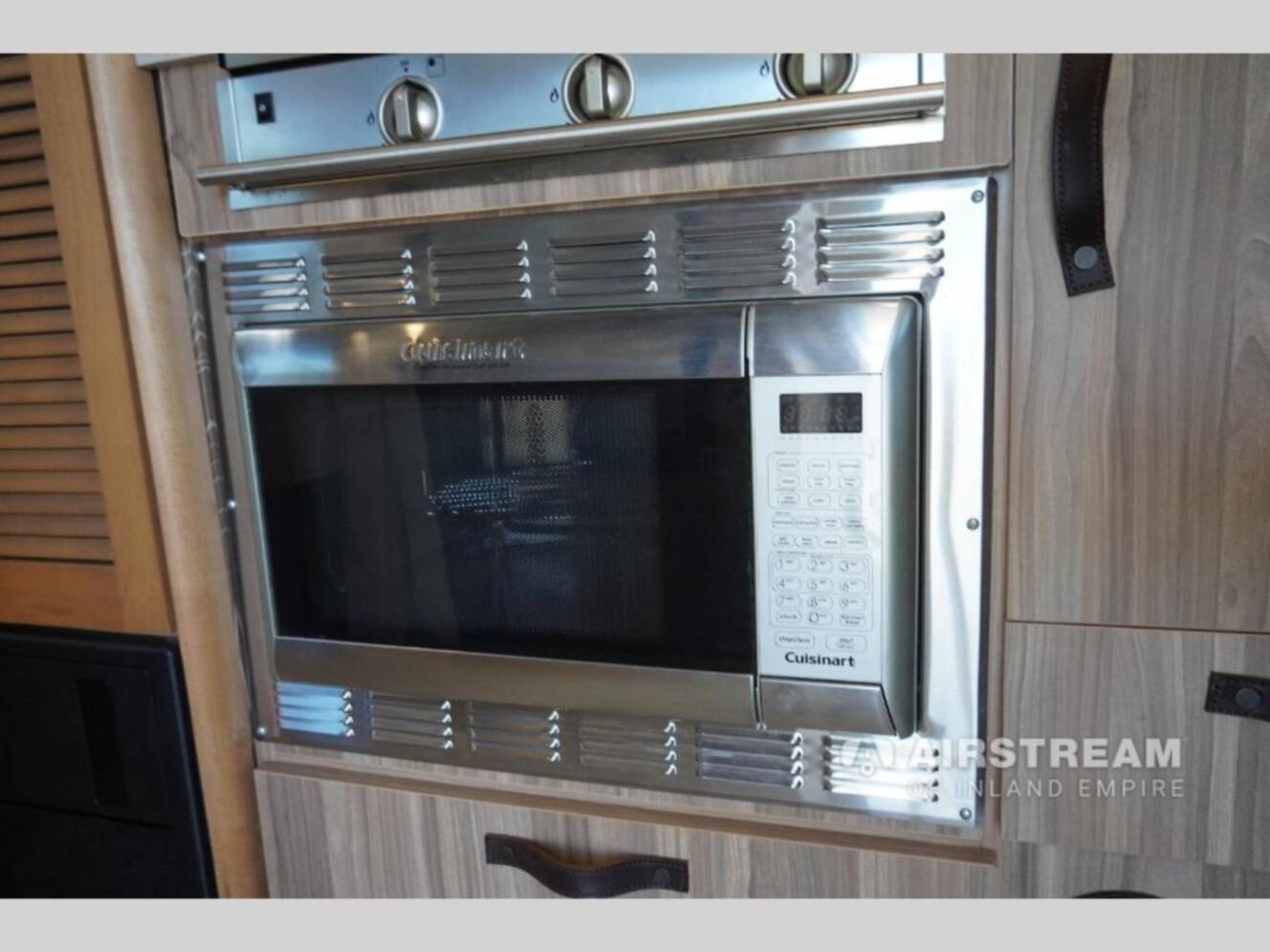 A photo of this 2018 Airstream TOMMY BAHAMA 19CB