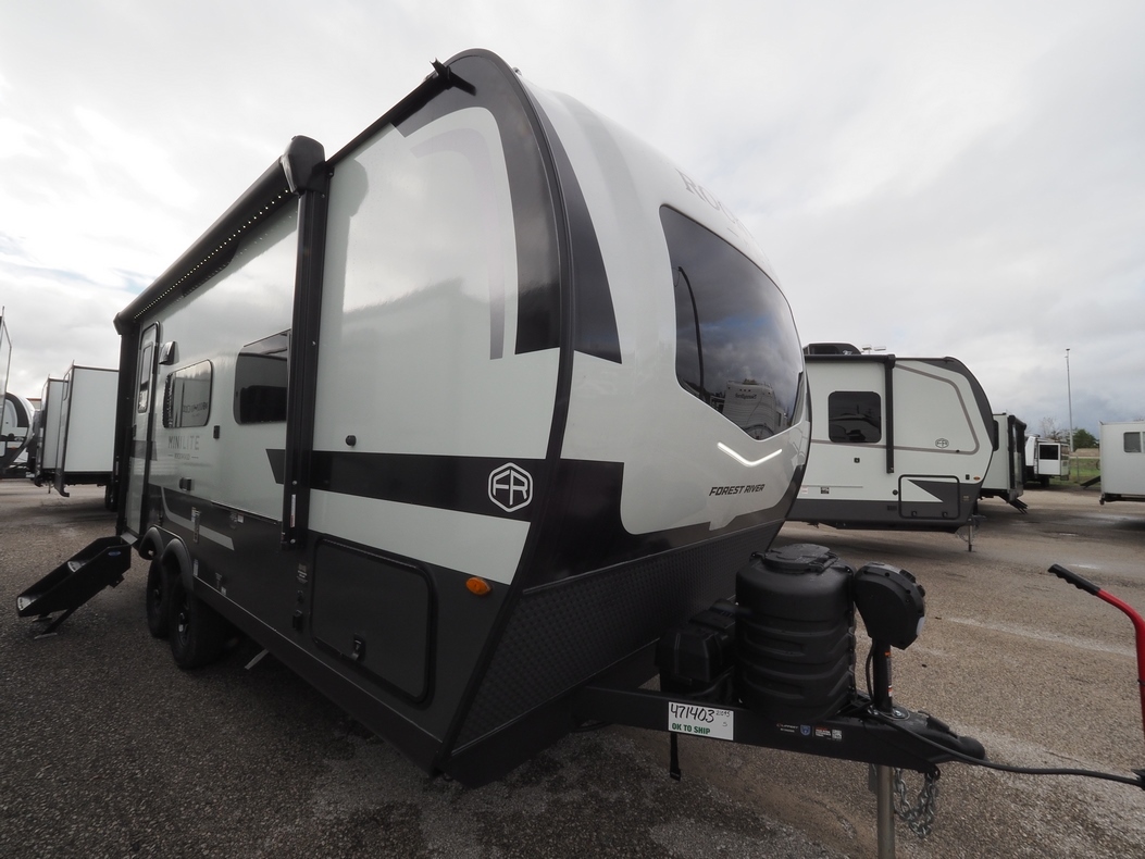 2027 Forest River Rockwood Mini Lite 2109S in muskegon MI