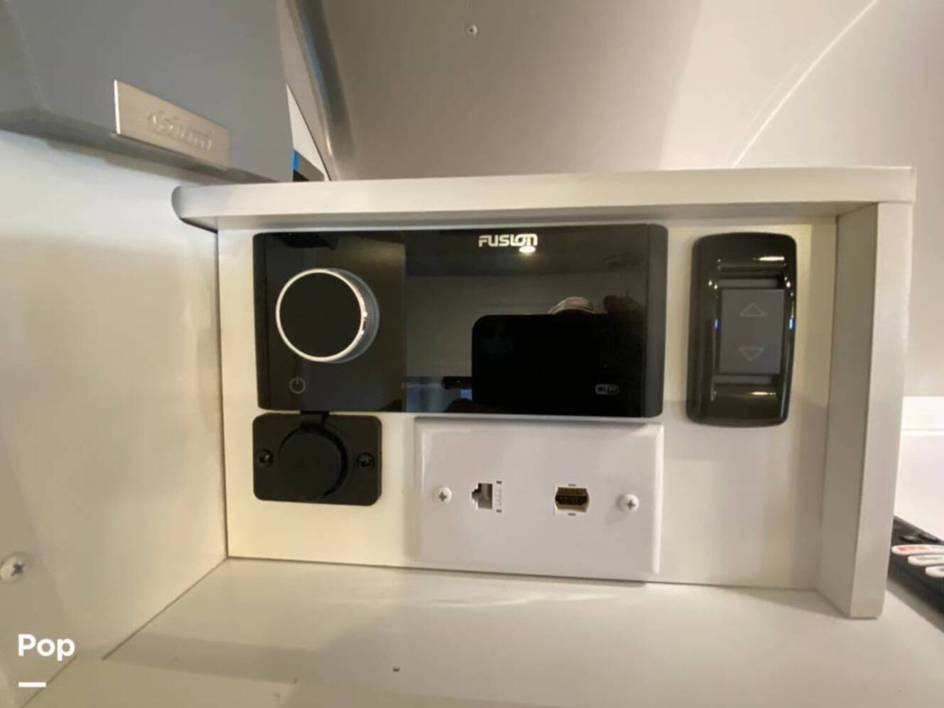 A photo of this 2025 Airstream Classic 30RB