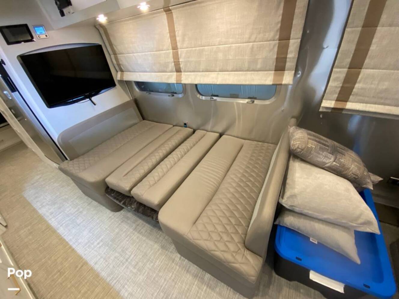 A photo of this 2025 Airstream Classic 30RB