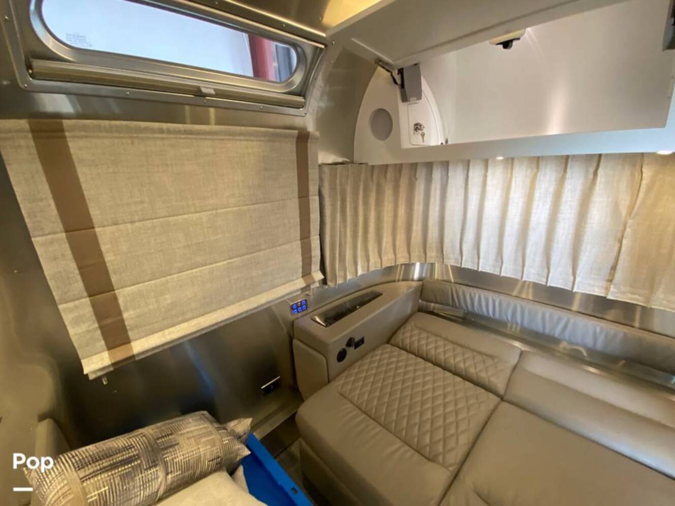 A photo of this 2025 Airstream Classic 30RB