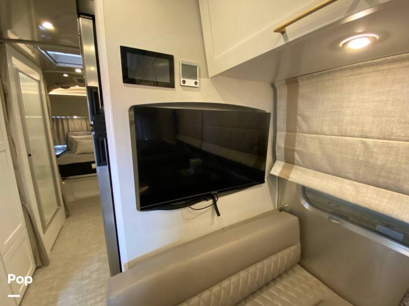 A photo of this 2025 Airstream Classic 30RB