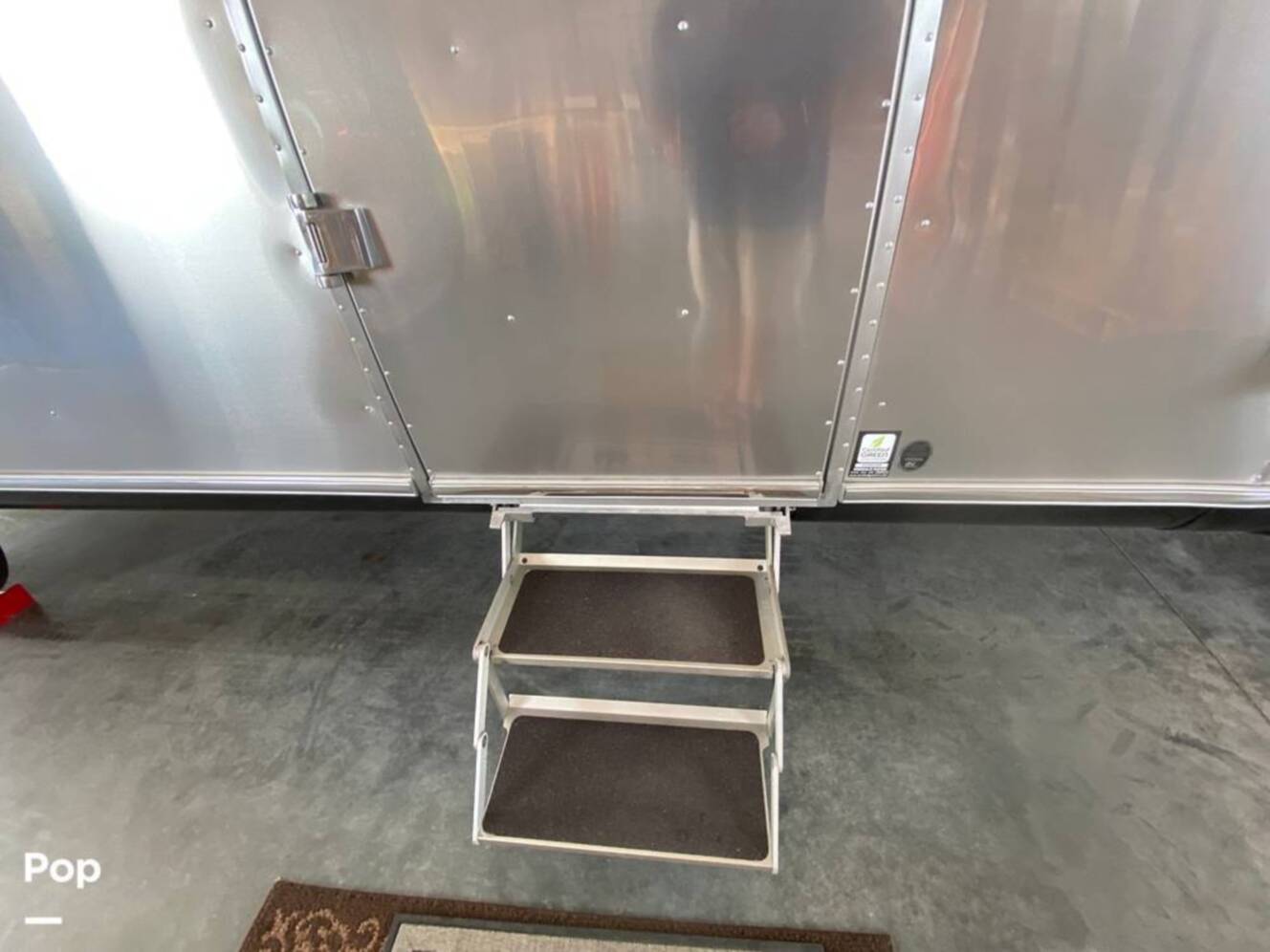 A photo of this 2025 Airstream Classic 30RB
