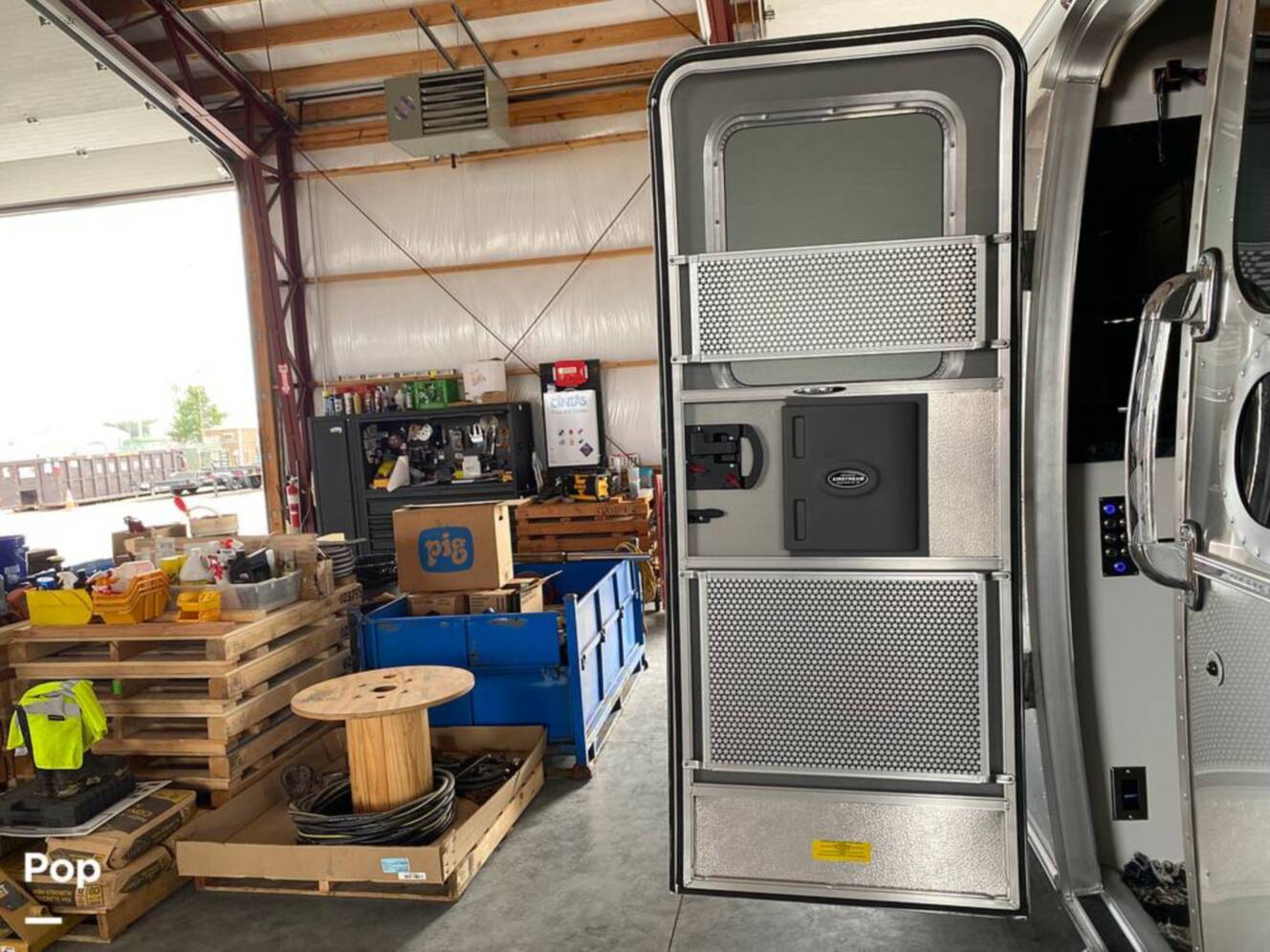 A photo of this 2025 Airstream Classic 30RB