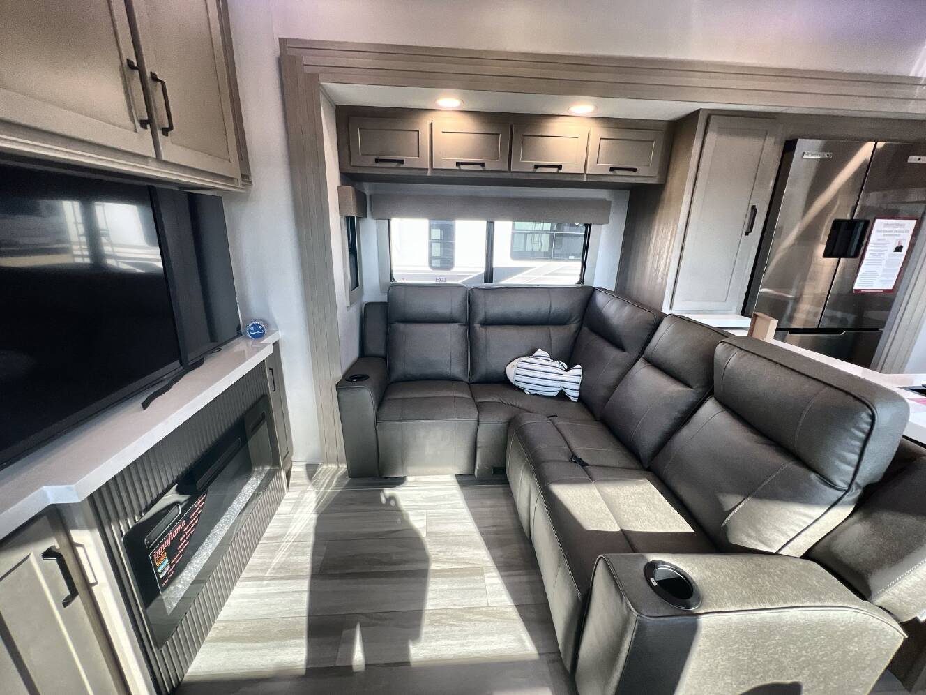 A photo of this 2026 Grand Design MOMENTUM 395MS