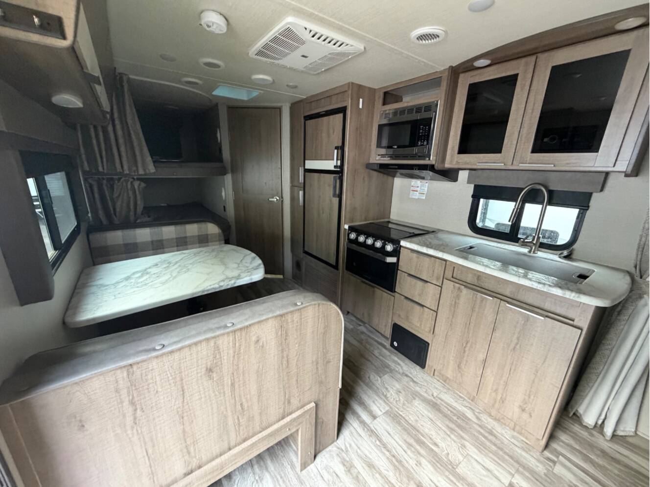 A photo of this 2020 Grand Design IMAGINE XLS 21BHE