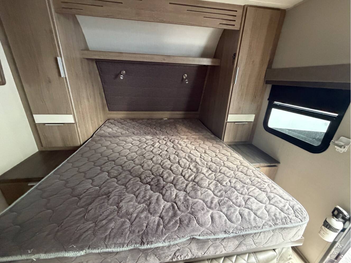 A photo of this 2020 Grand Design IMAGINE XLS 21BHE