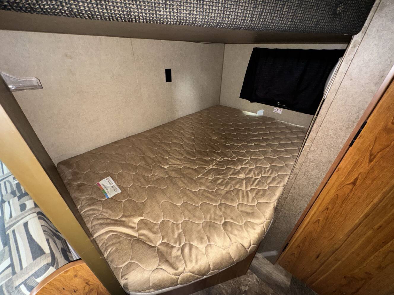 A photo of this 2015 Starcraft AR-ONE MAXX 26BH