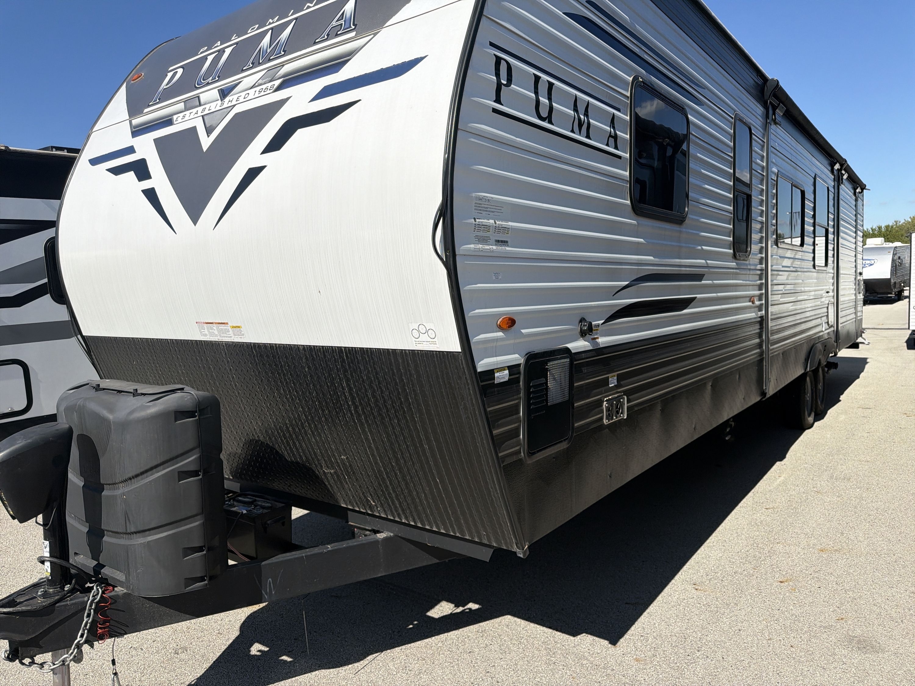 2022 Forest River PUMA 32BH2B in braidwood IL