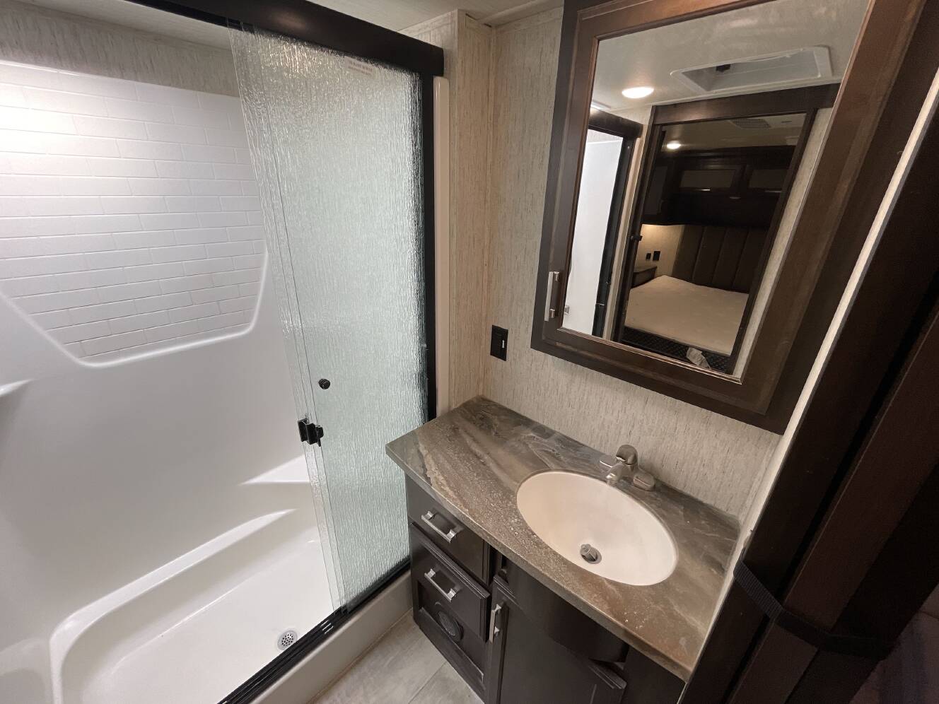 A photo of this 2019 Grand Design MOMENTUM 399TH