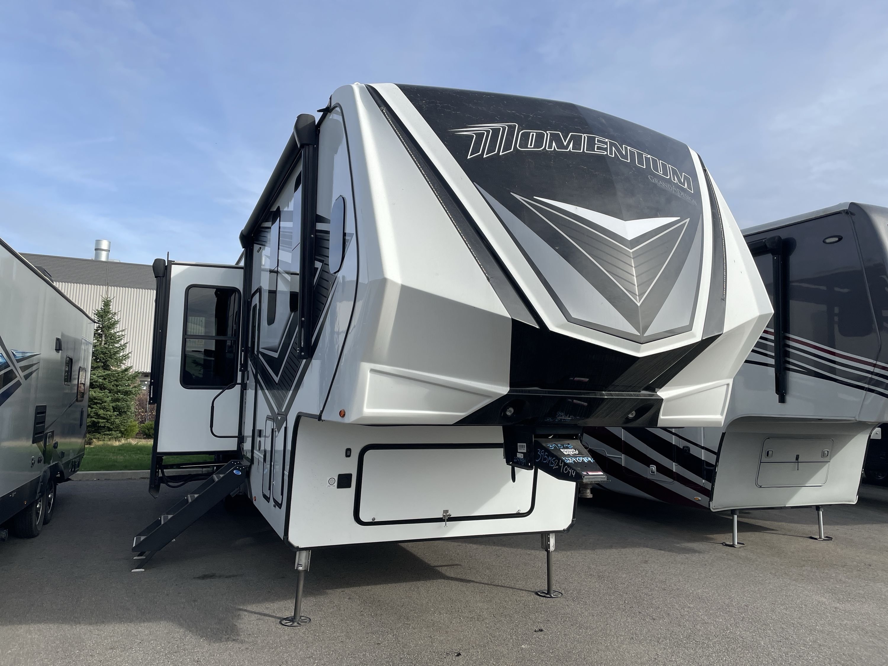 2023 Grand Design MOMENTUM M CLASS 395MS in liberty lake WA