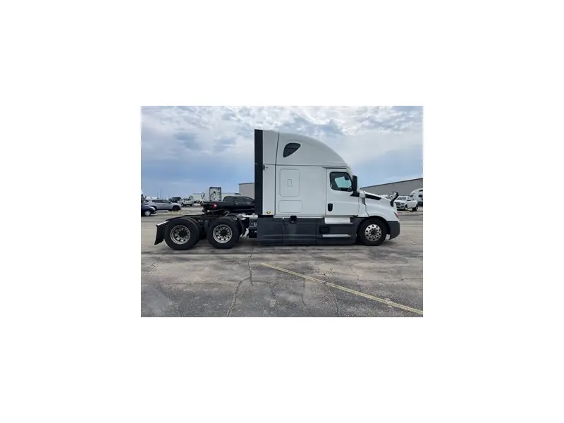 2022 FREIGHTLINER CASCADIA 126