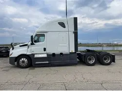 2022 FREIGHTLINER CASCADIA 126