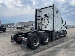 2022 FREIGHTLINER CASCADIA 126