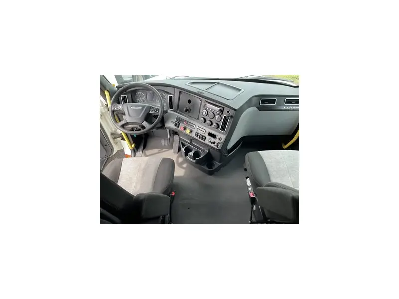 2022 FREIGHTLINER CASCADIA 126
