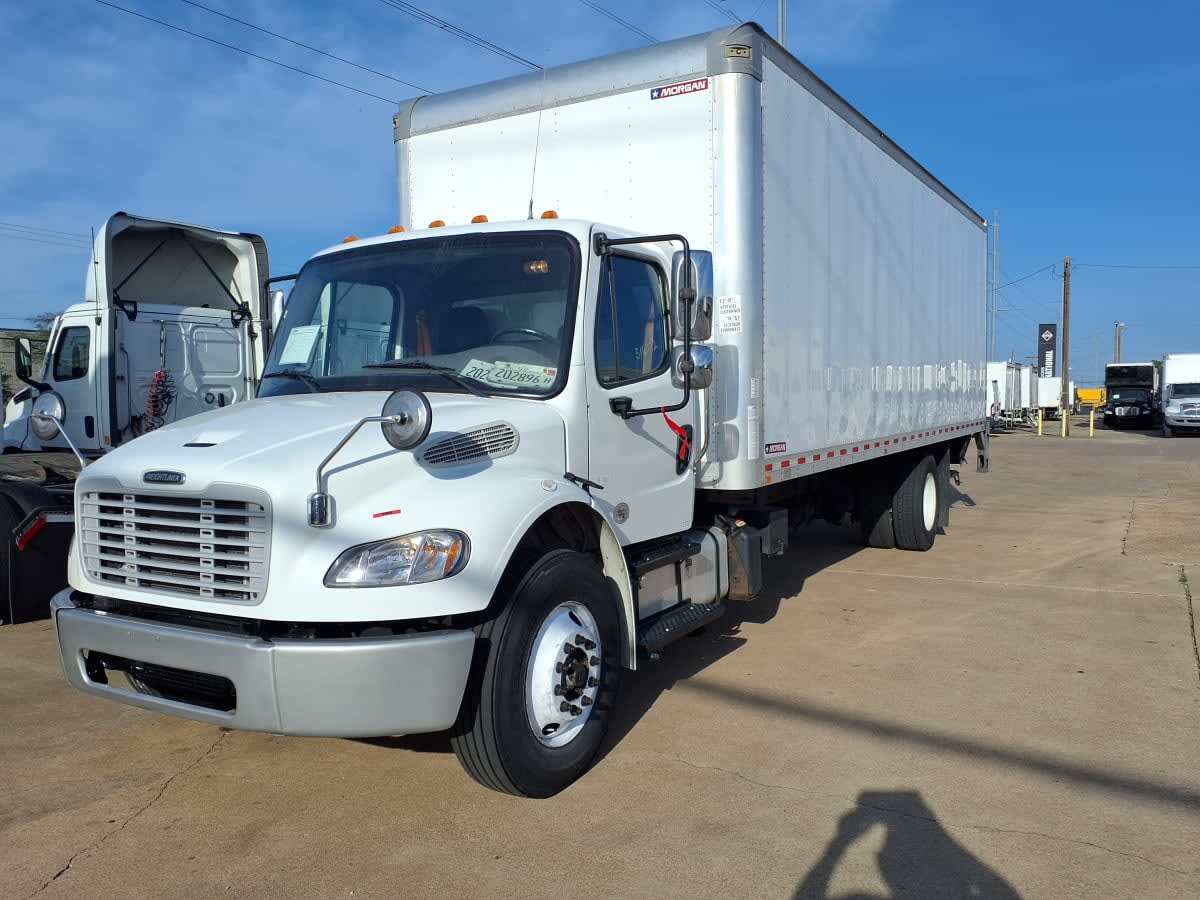 2022 FREIGHTLINER BUSINESS CLASS M2 106 in Dallas, TX