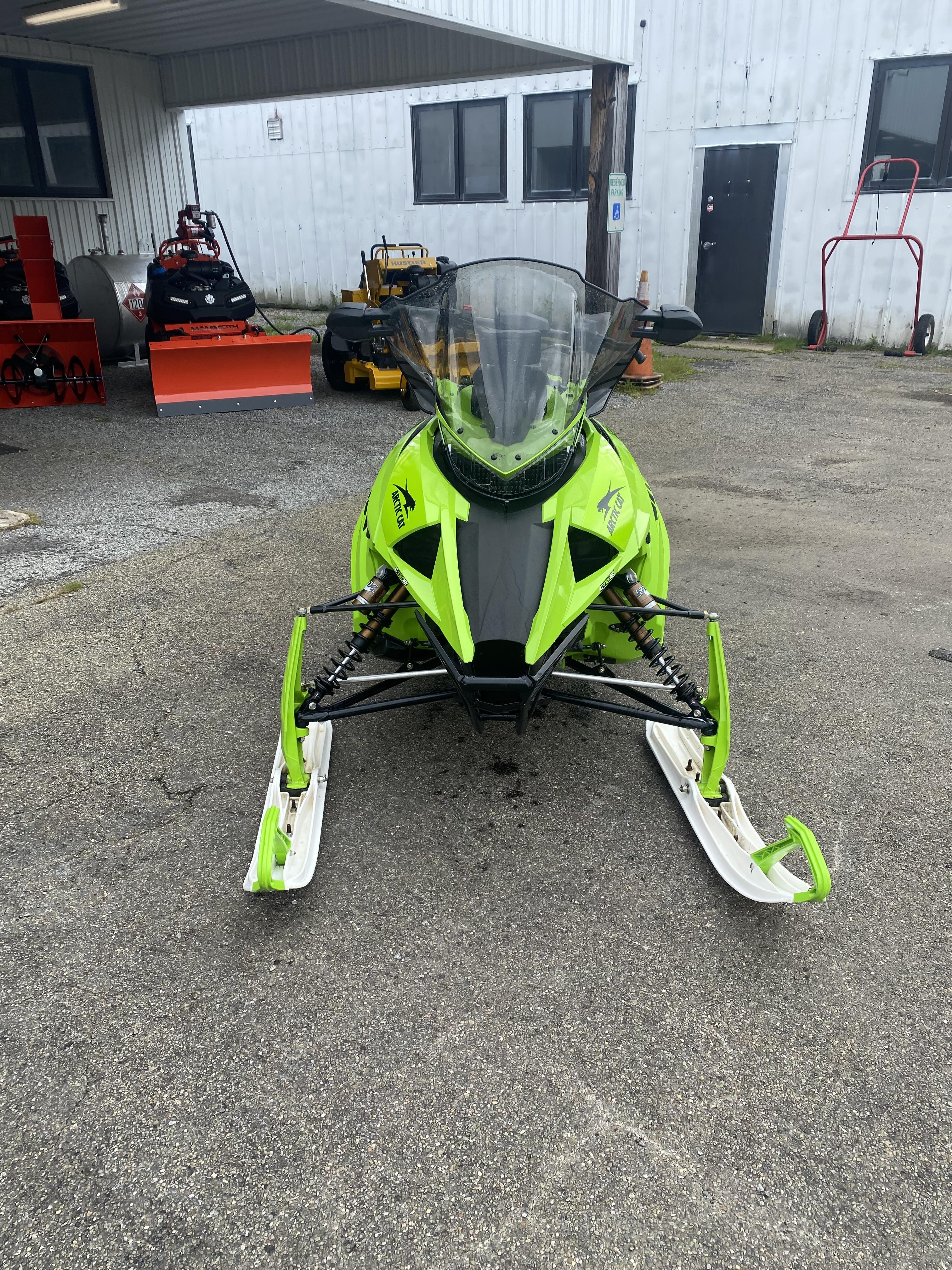 2022 Arctic Cat ZR8000 137 ES RR EB RR ES 137 in jamestown NY
