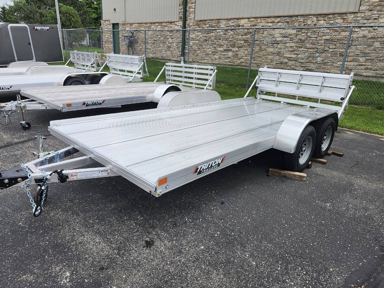 A photo of this 2026 Triton FIT1681-2EB2 HD BIFOLD