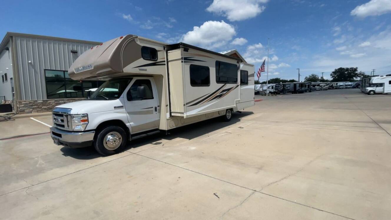 A photo of this 2018 Winnebago MINNIE WINNIE 31K