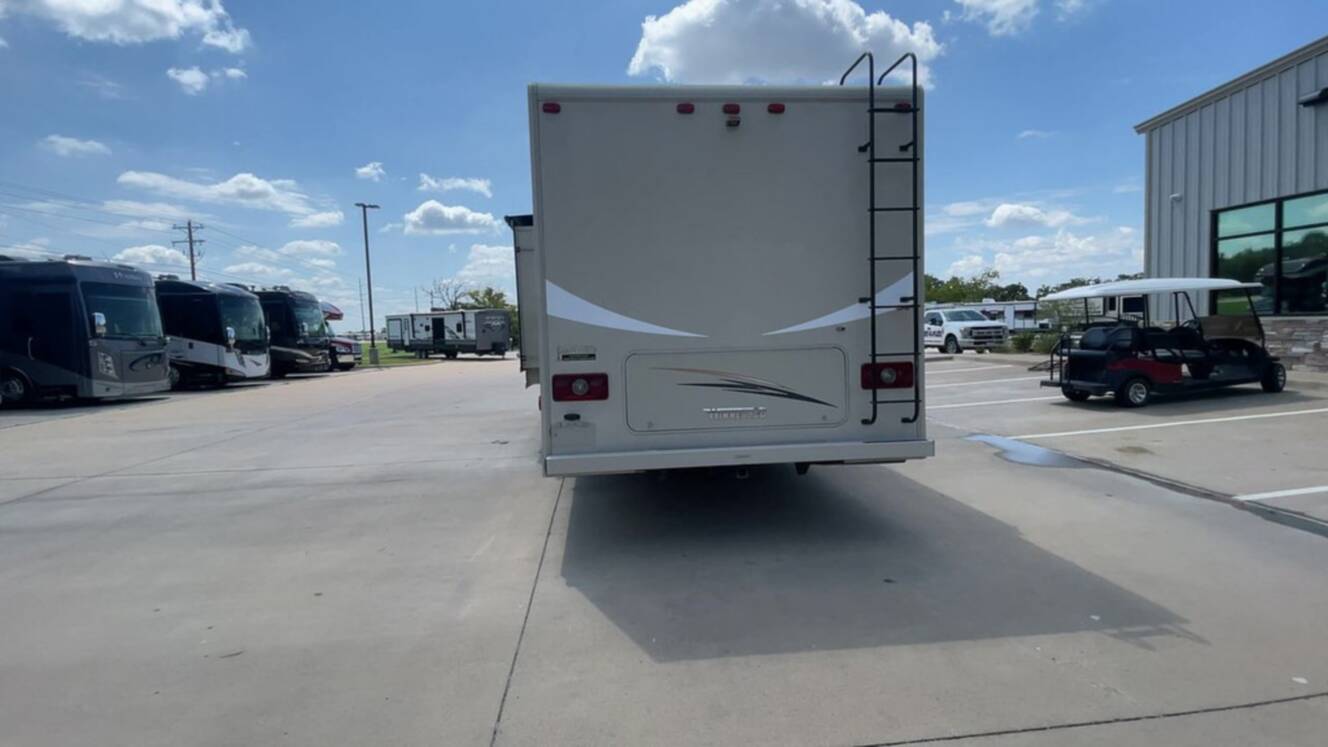 A photo of this 2018 Winnebago MINNIE WINNIE 31K