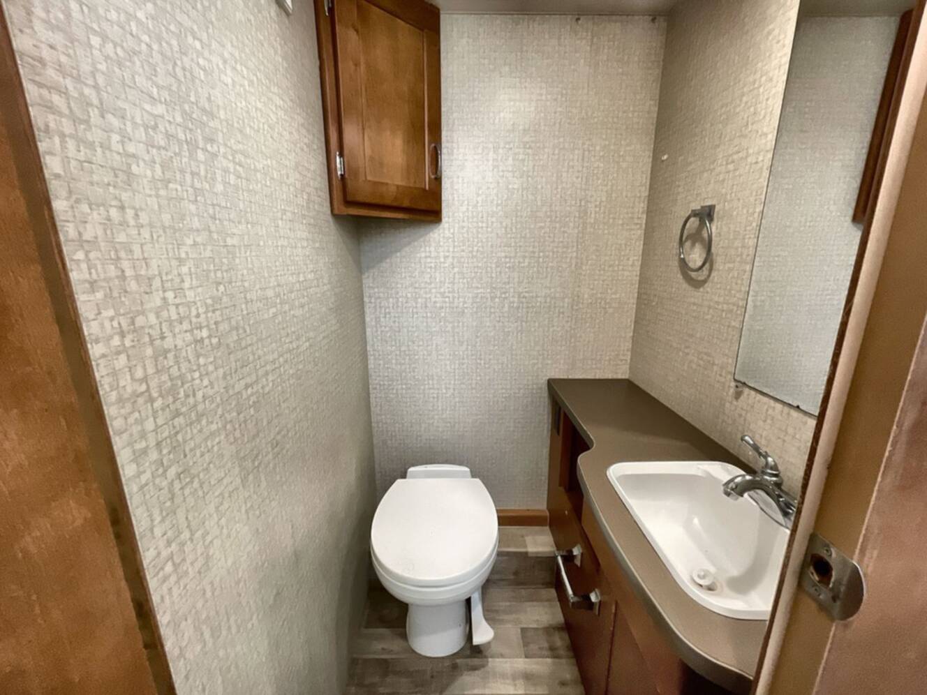A photo of this 2018 Winnebago MINNIE WINNIE 31K
