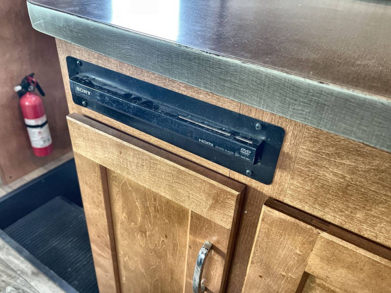 A photo of this 2018 Winnebago MINNIE WINNIE 31K