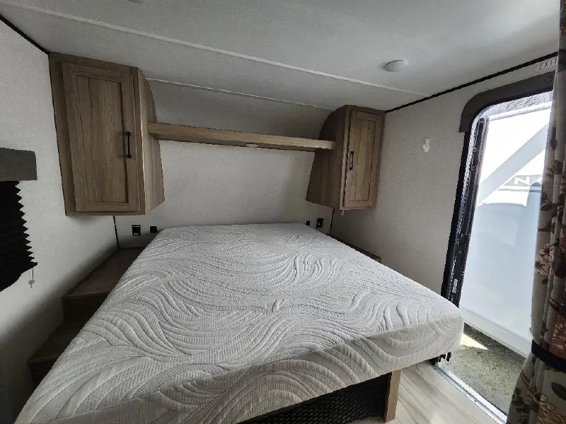 2025 KEYSTONE COLEMAN LIGHT 21RX