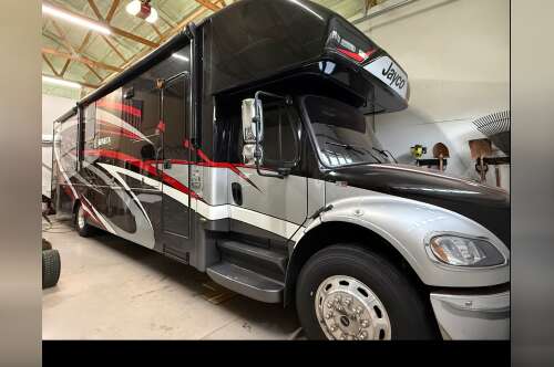 2020 Jayco SENECA 37K in clover SC