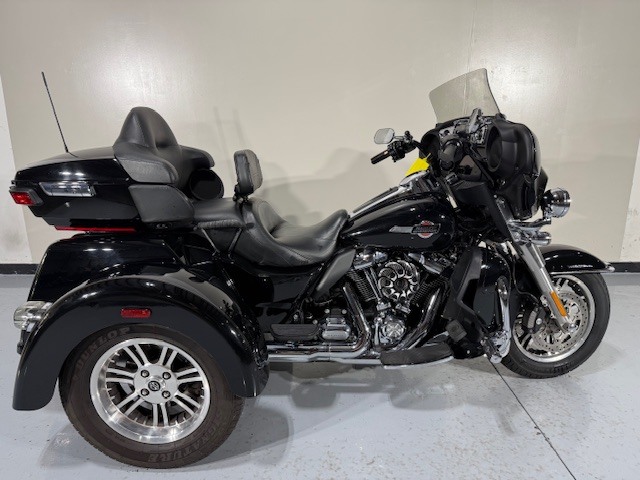 2023 Harley-Davidson TRI GLIDE ULTRA ULTRA CLASSIC in Durham, NC