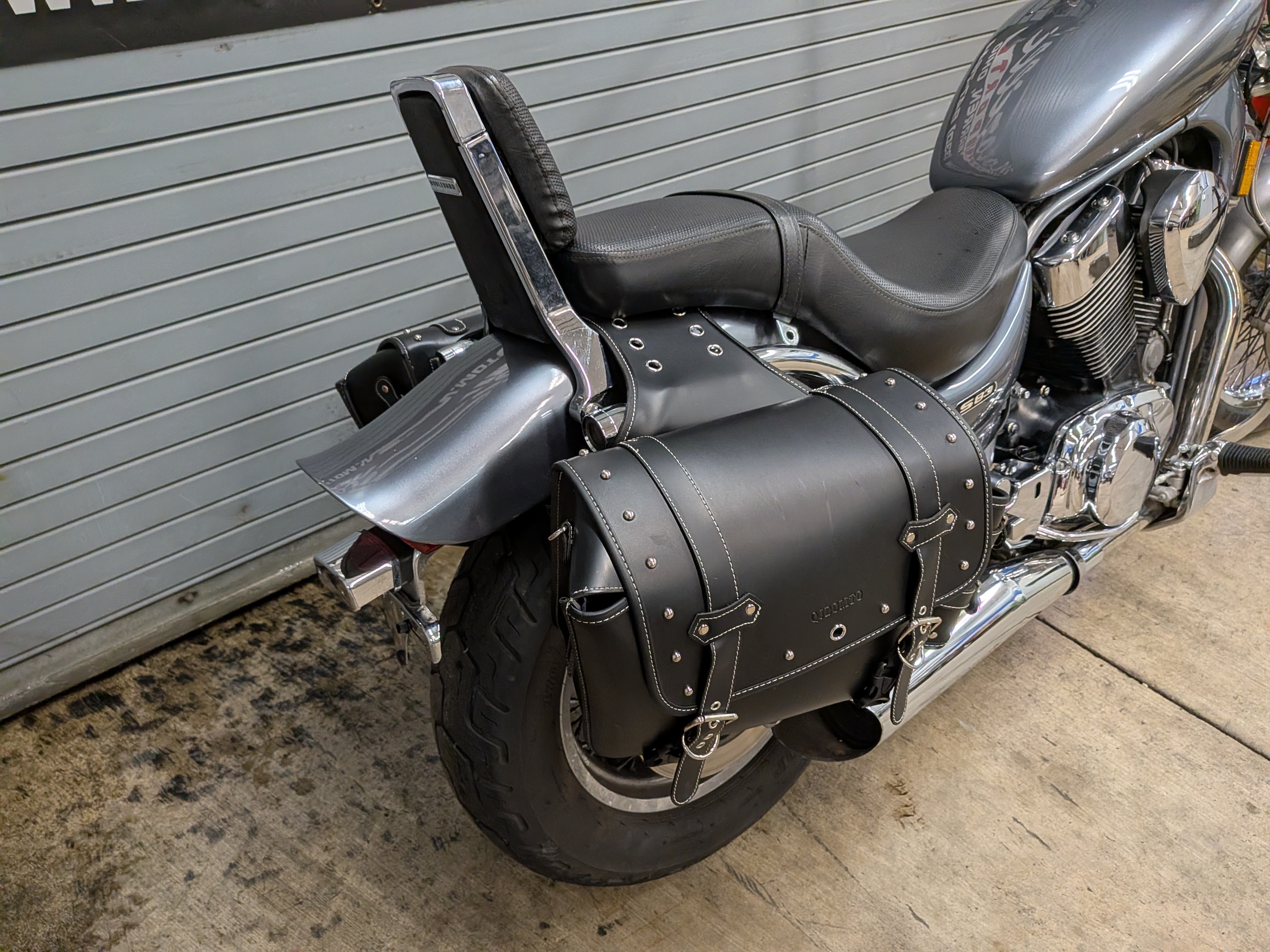2005 Suzuki Boulevard S83 in warren OH