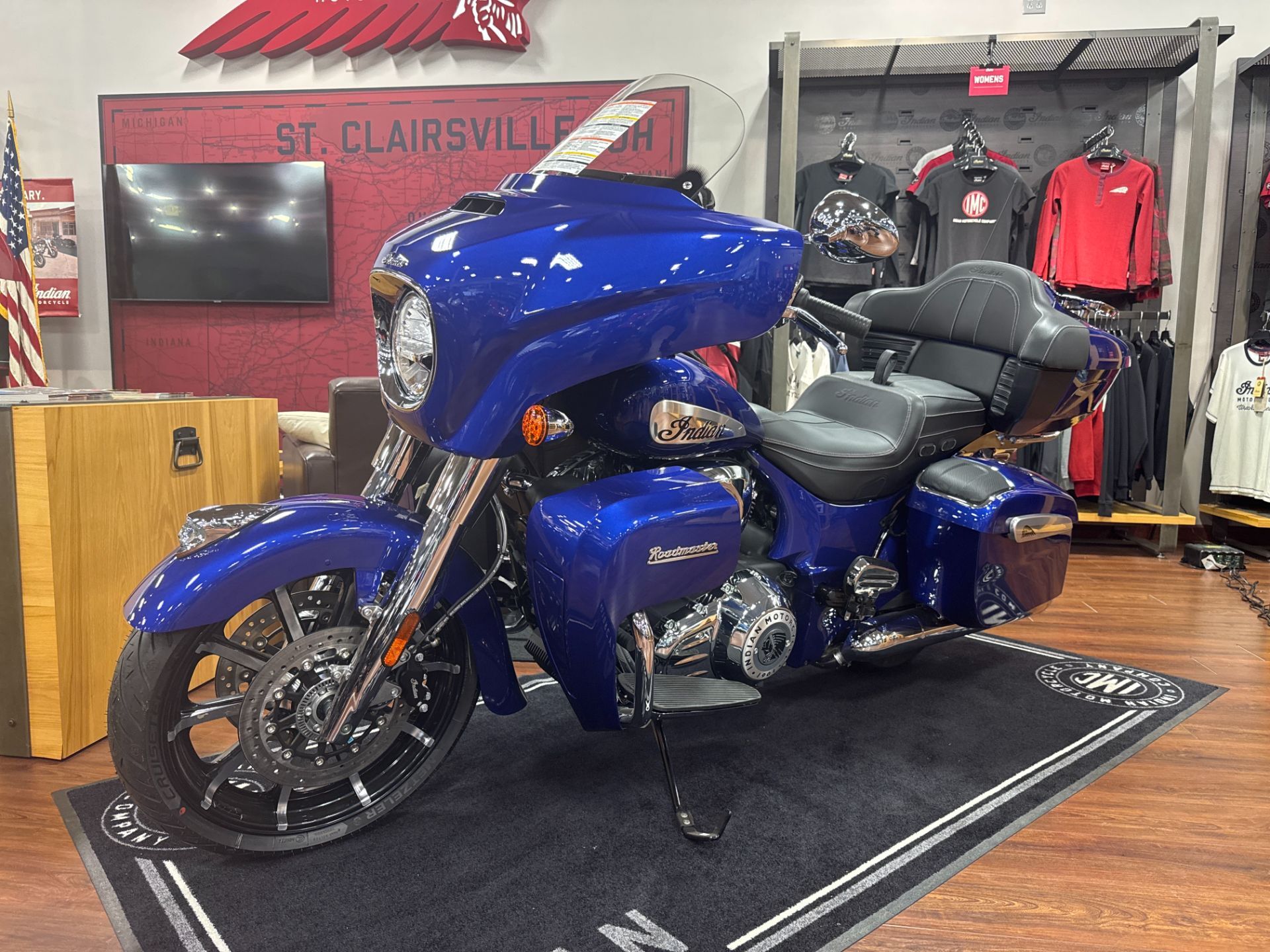 2024 Indian Motorcycle Roadmaster® Limited with PowerBand Audio Package LIMITED WITH POWERBAND AUDIO PACKAGE in Saint Clairsville, OH