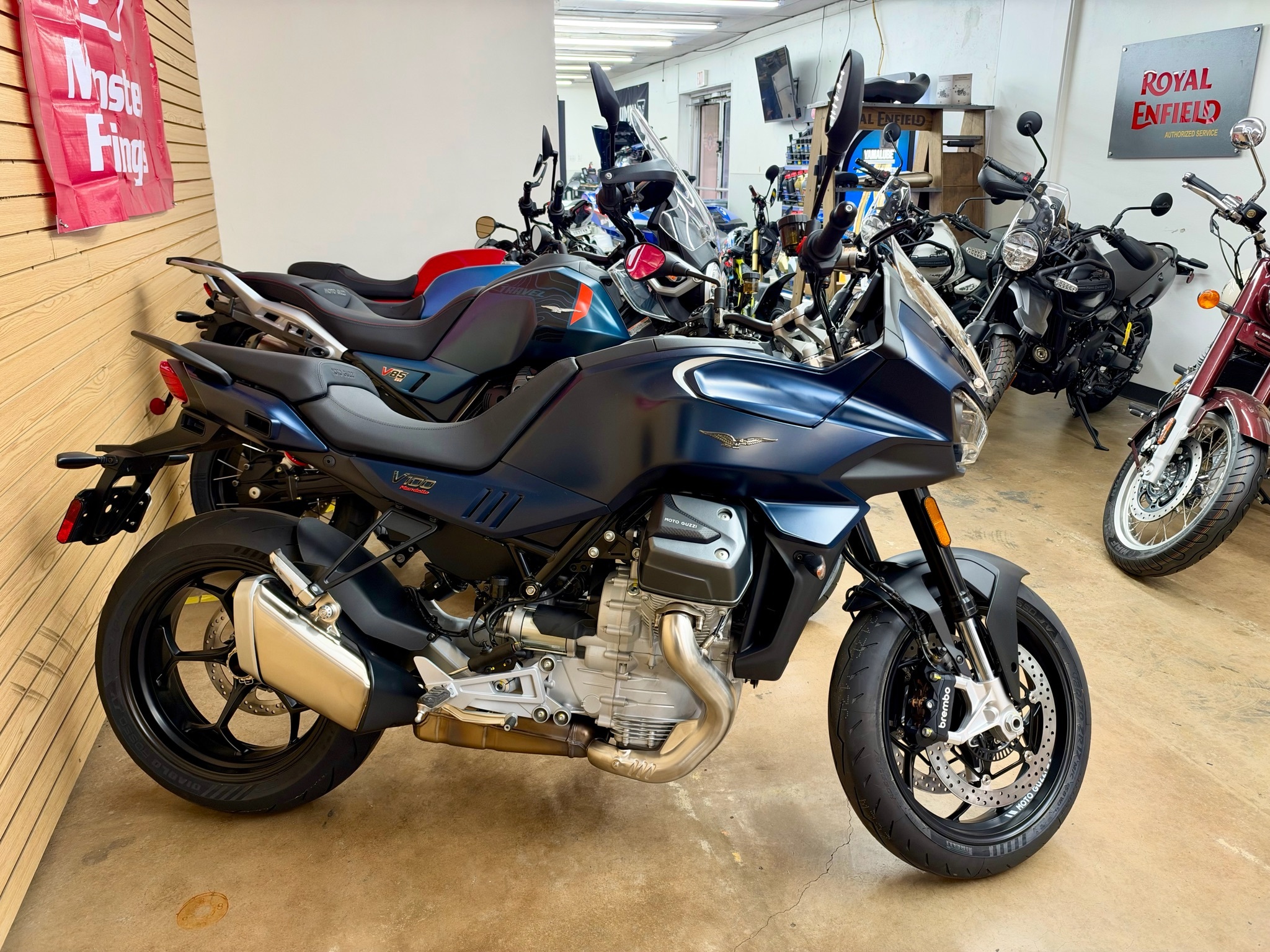 2027 Moto Guzzi V100 Mandello MANDELLO in Irving, TX