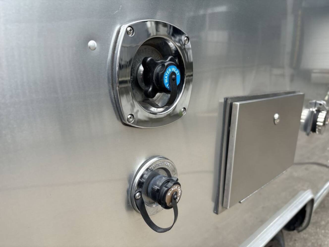 A photo of this 2021 Airstream Globetrotter 30RB Twin