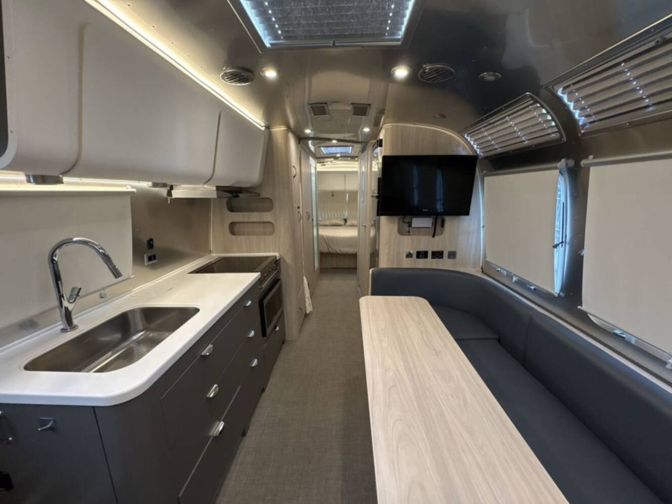 A photo of this 2021 Airstream Globetrotter 30RB Twin
