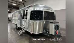 2025 Airstream Classic 30 Rear Bed Queen 30RB RV