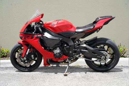 2016 Yamaha YZF R1 in north miami beach FL