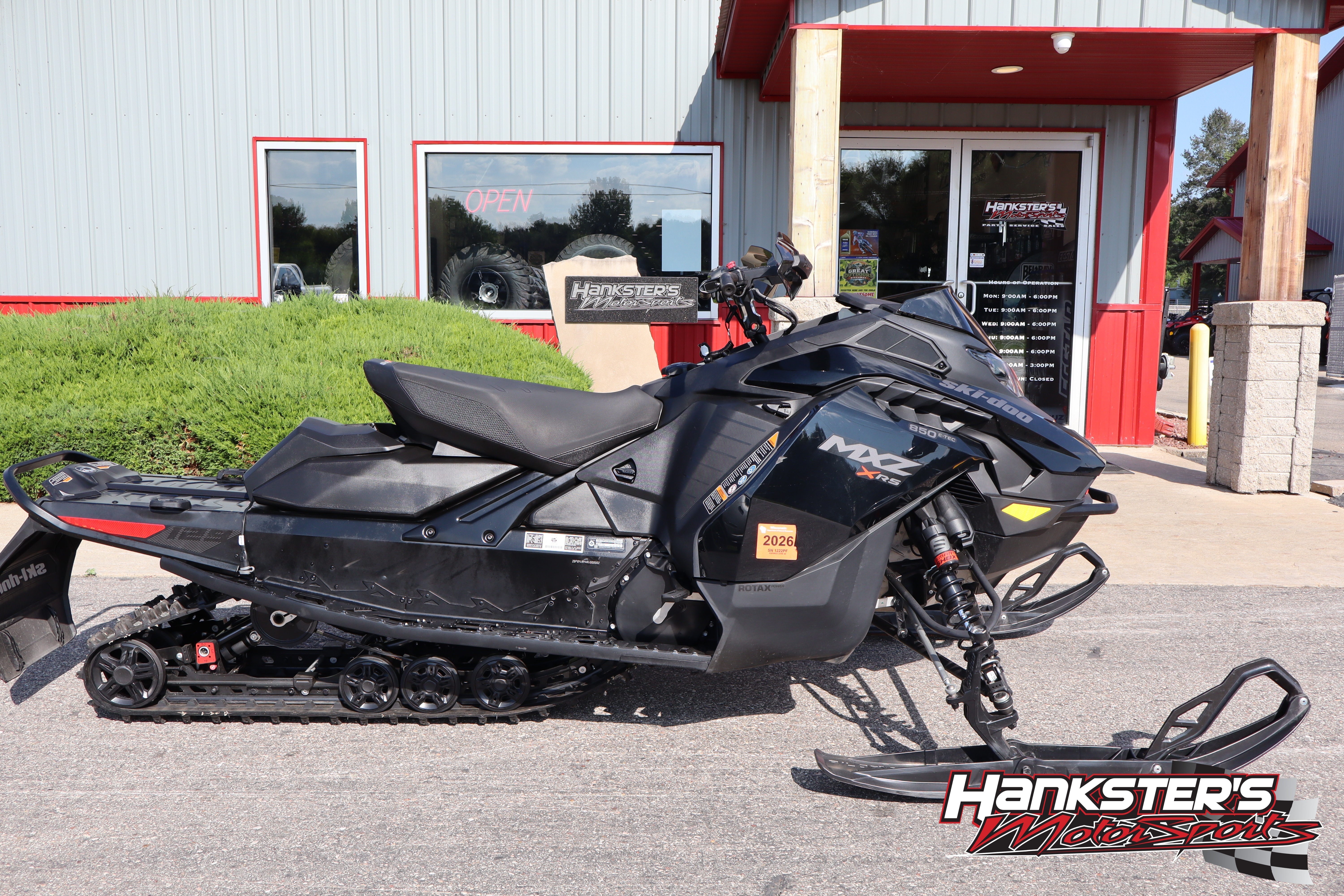 2024 Ski-Doo MXZ X-RS 129 850 E-TEC ES Ripsaw 1.25 in janesville WI