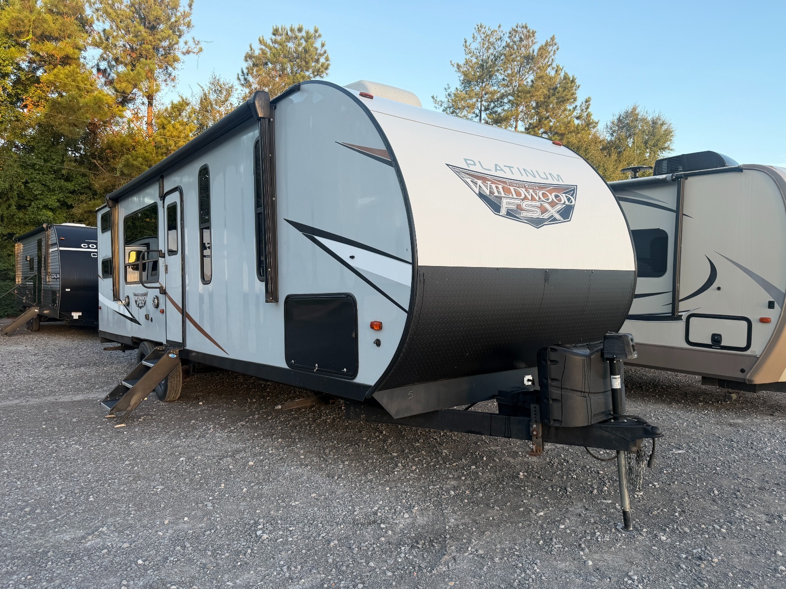 Used 2023 Forest River Wildwood 270RTKY For Sale in Ponchatoula