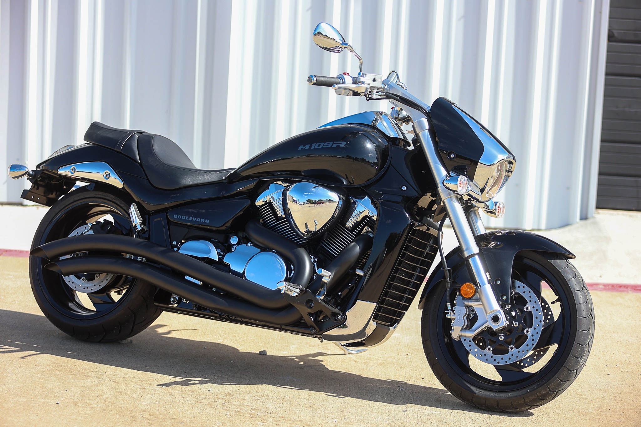 2025 Suzuki Boulevard M109R M109R in Lancaster, TX