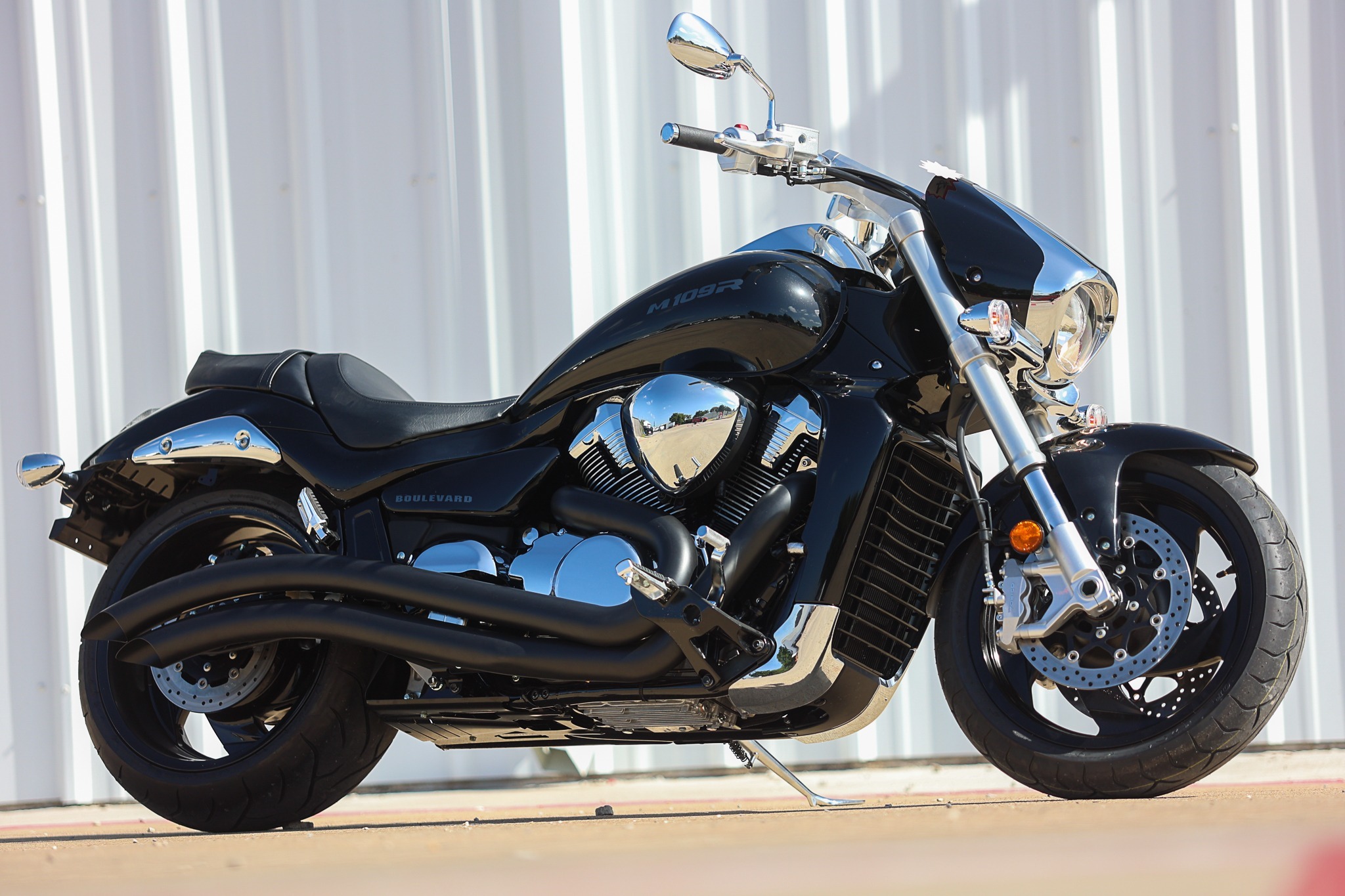 2025 Suzuki Boulevard M109R in lancaster TX