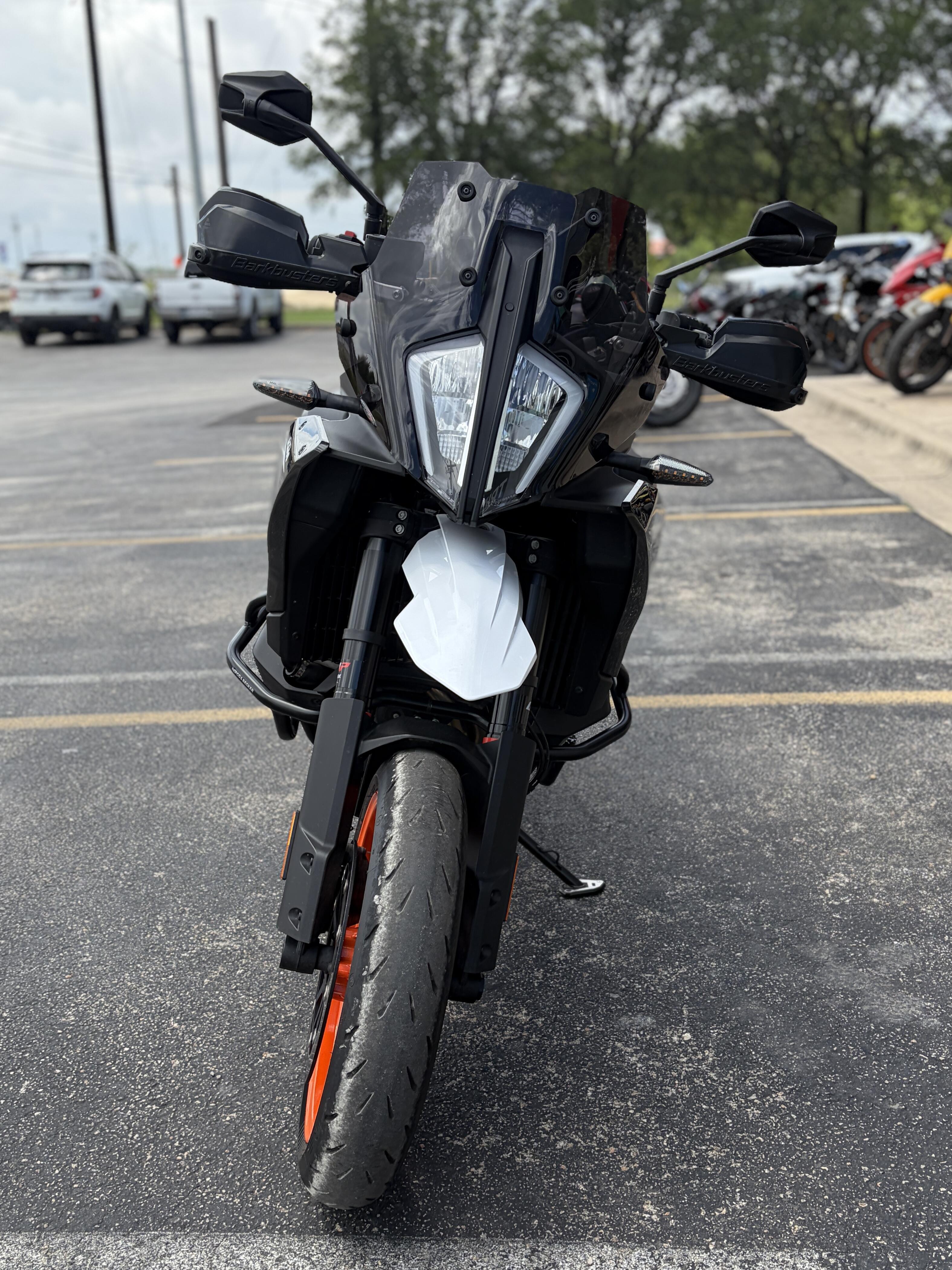 2024 KTM SMT 890 in austin TX