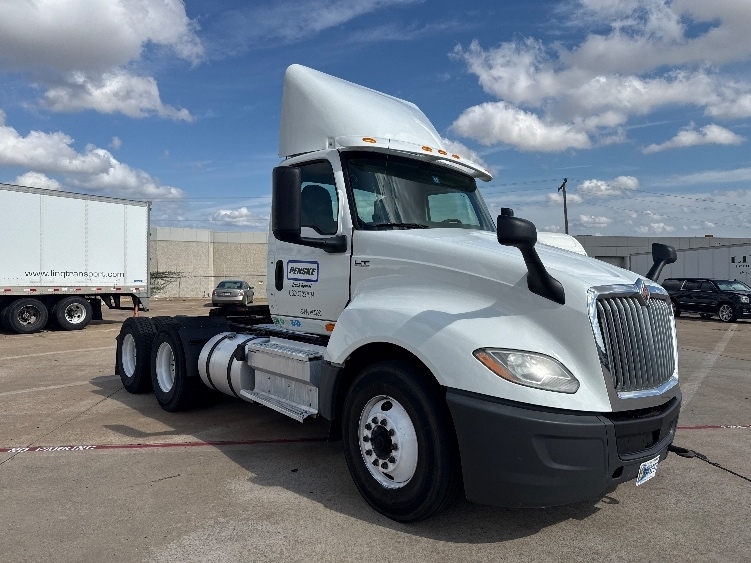 2018 INTERNATIONAL LT625 in Grand Prairie, TX