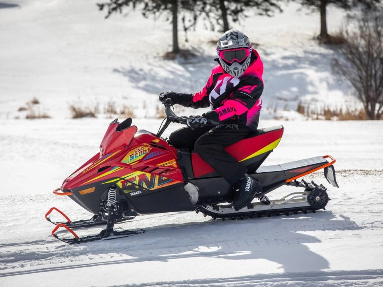 A photo of this 2025 Yamaha Snoscoot ES