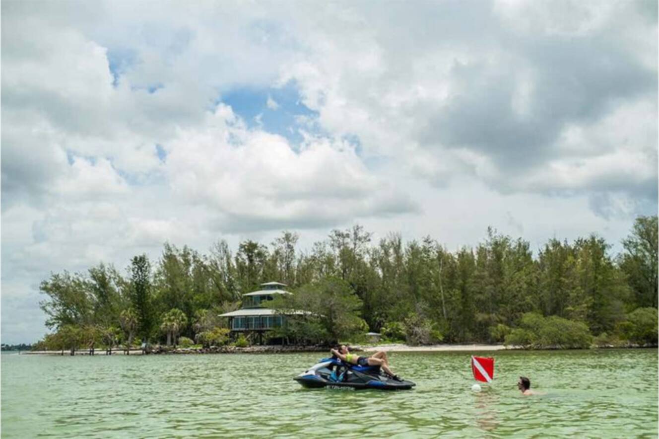 A photo of this 2026 Yamaha WaveRunner JetBlaster 
